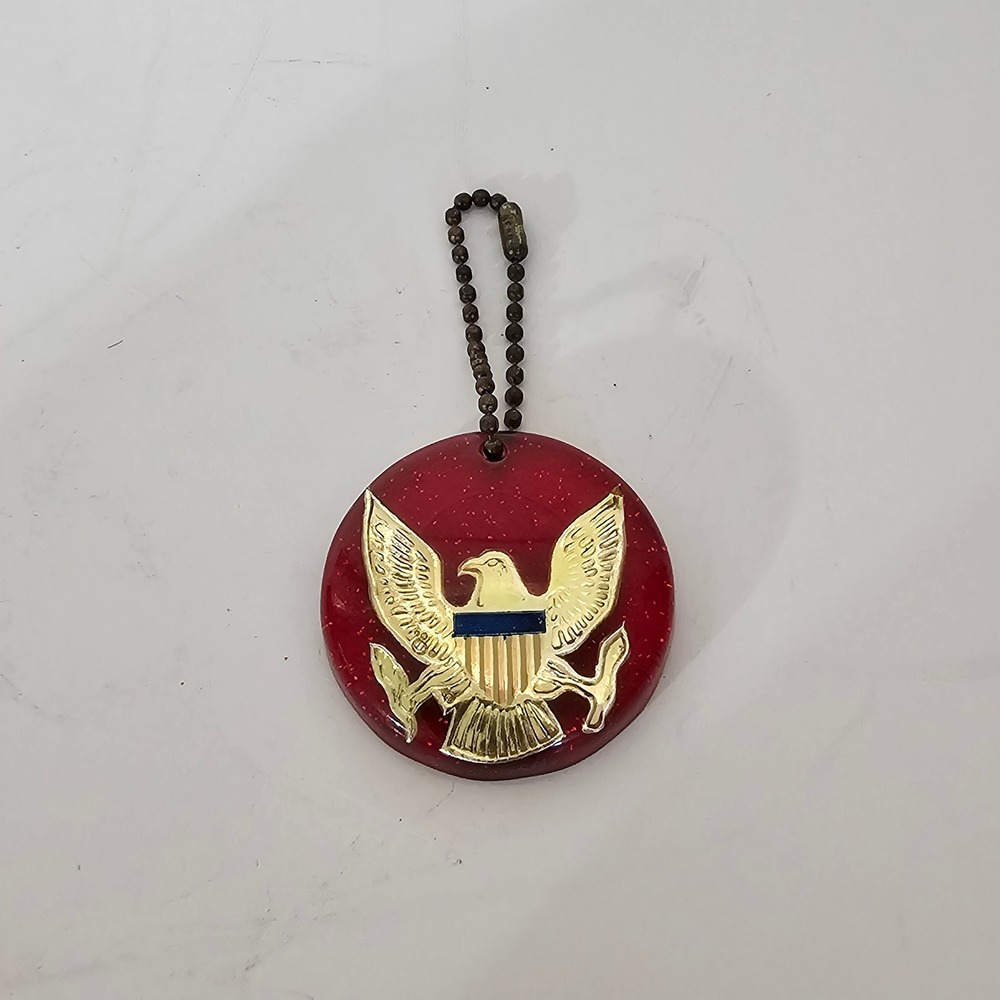 Vintage American Eagle Keychain Red Glitter Resin Gold Tone Patriotic Fob
